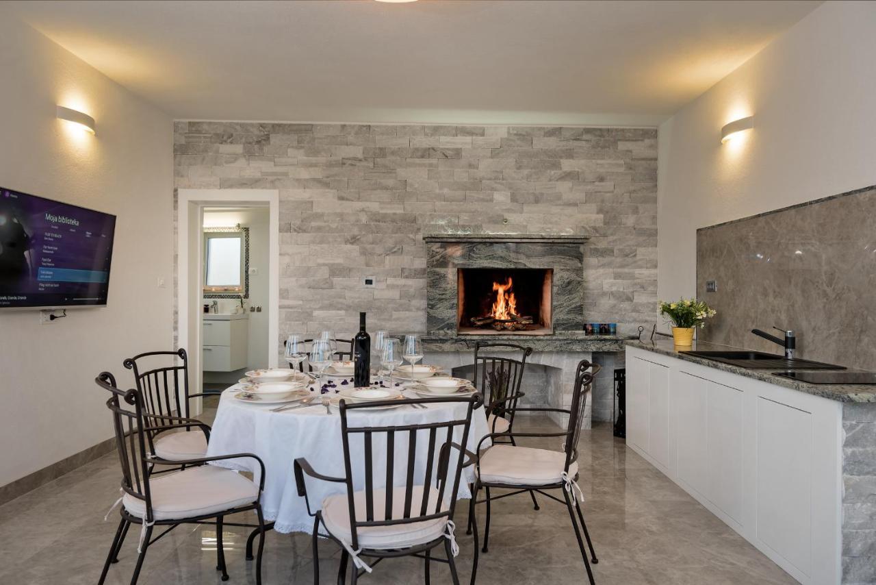Villa Lilin San Donji Humac Extérieur photo